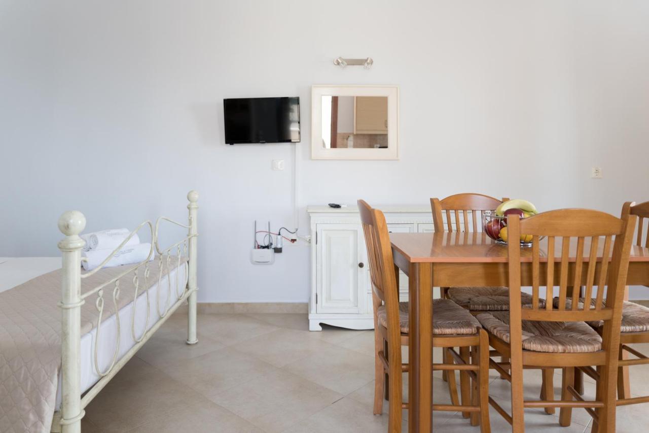 Vilatoria Guesthouse Agia Thekli Екстер'єр фото